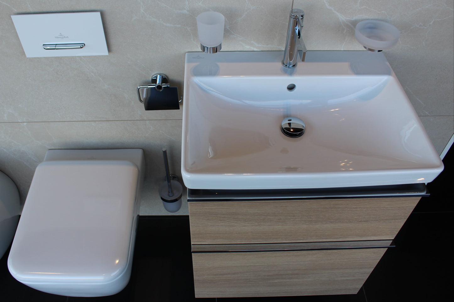 FABINHA SA - rénovation - salle de bain - toilette - wc - cuisine - carrelage