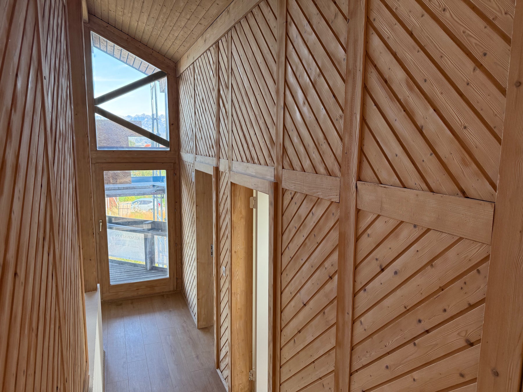PROJEKT ”LIGNUM” - Komplette Renovierung einer Villa in Vuadens - Eine Realisierung von FABINHA SA - image 5