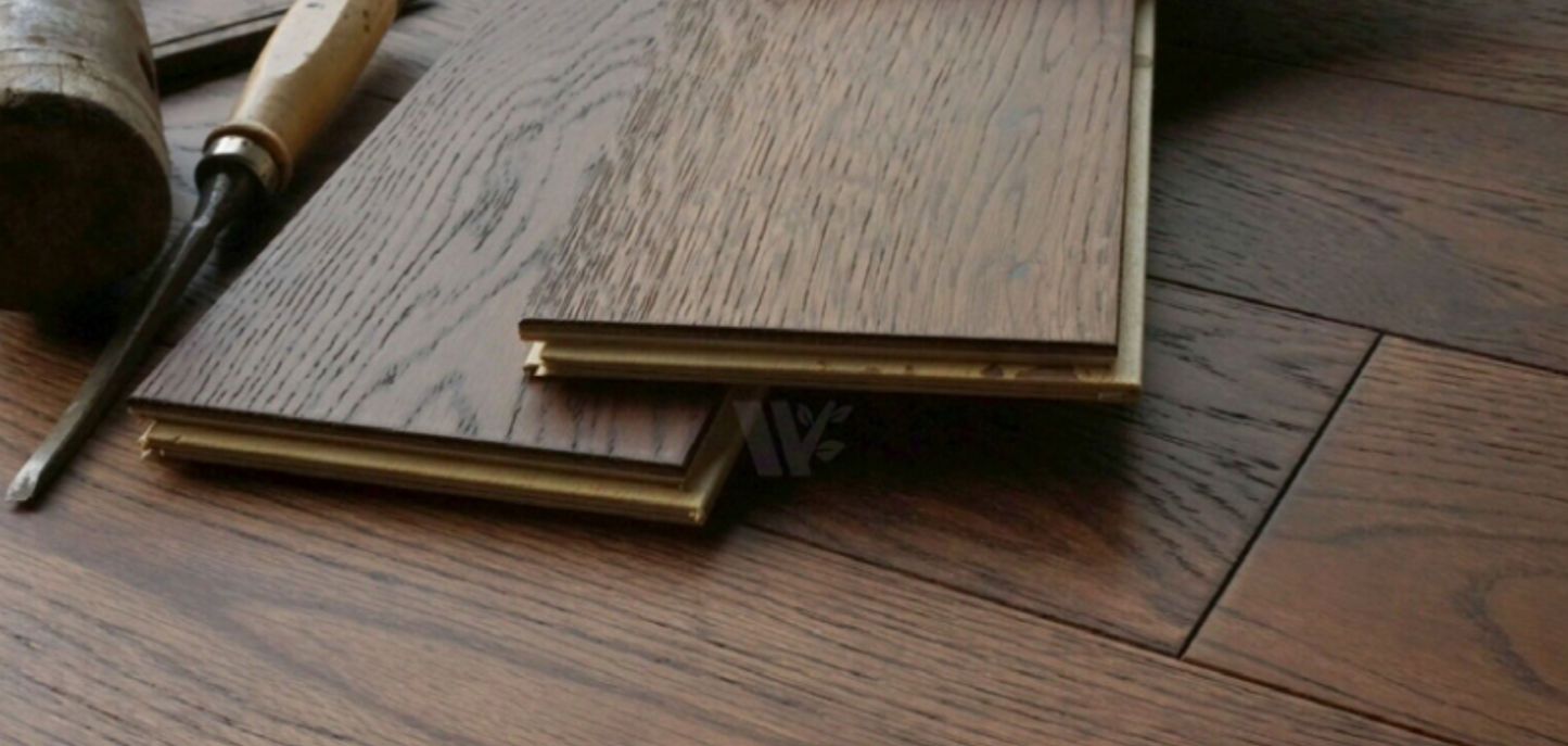 Fabinha-renovation-maison-travaux-avant-apres-construction-fabinhasa-salledebain-luxe-beige-carrelage-douche-moderne-3D-salon-cuisine-salleàmanger-meuble-luxe-moderne-miroir-wc-blanc-céramique-acrylique-baignoire-parquet-chêne-massif-foncé