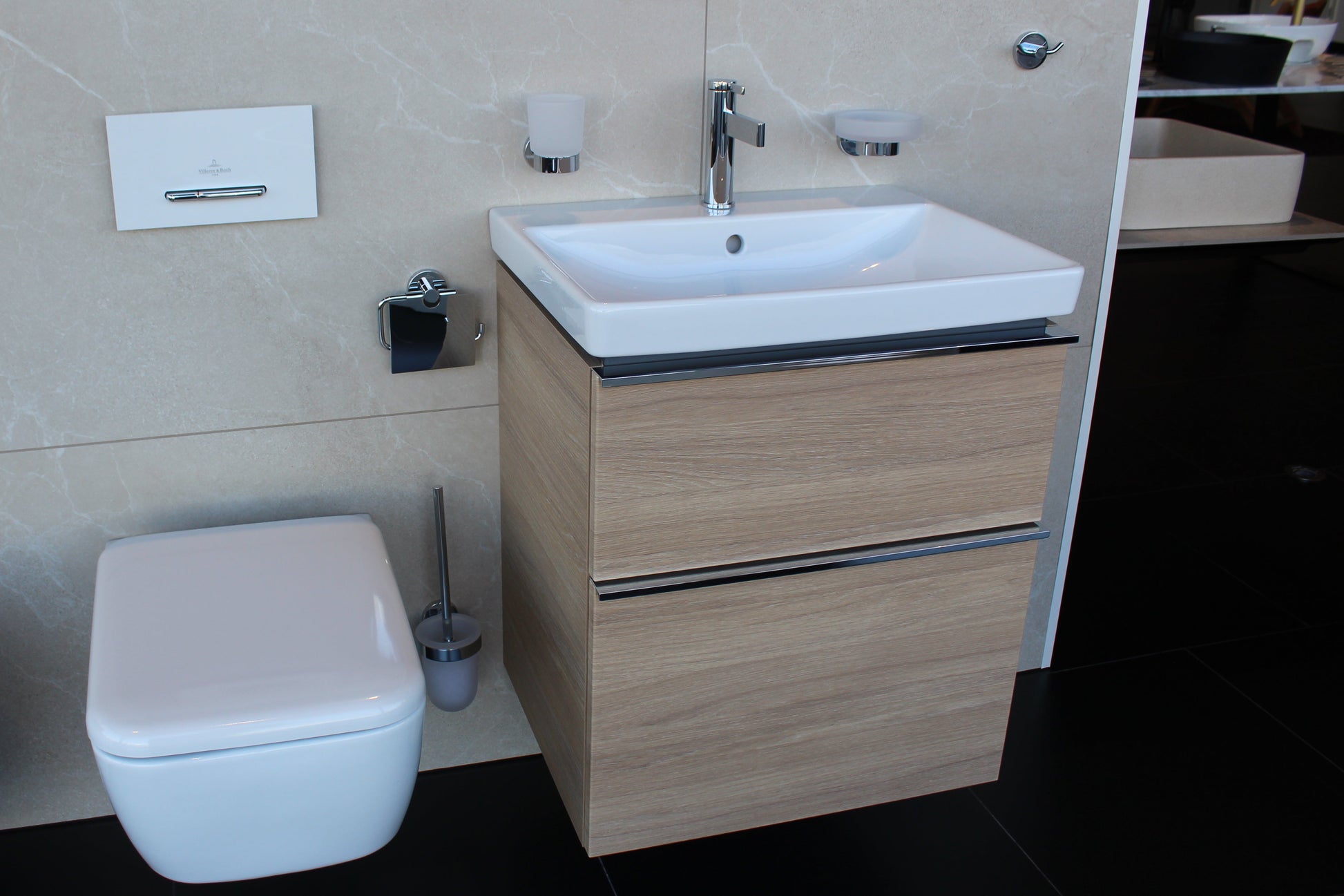 FABINHA SA - rénovation - salle de bain - toilette - wc - cuisine - carrelage