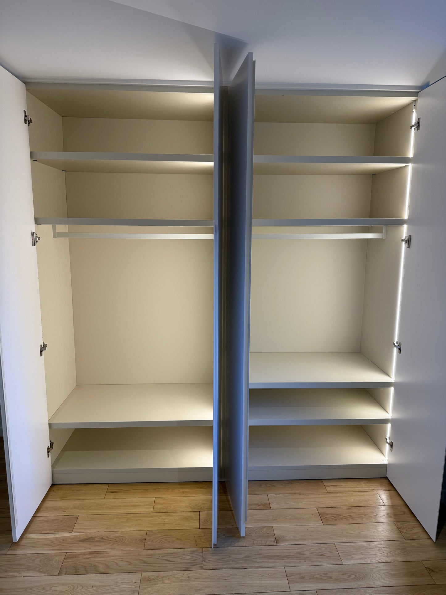 fabinha-fabinhasa-carrelages-renovation-construction-amenagement-cuisine-showroom-couleur